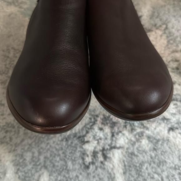 Women's Naot Helm Cheetah/Soft Brown Leather/Suede - Picture 11 of 12